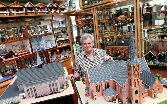 Kerken Oud-Beijerland hebben piepkleine dubbelgangers