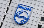 AMSTERDAM – Philips is vorig jaar voor het eerst sinds 2002 in de rode cijfers gedoken. In het vierde kwartaal leed het elektronicaconcern een nettoverlies van 1,5 miljard euro, tegen een winst van 1,8 miljard euro een jaar eerder. Foto: ANP