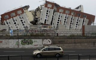 De aardbeving heeft aan 708 mensen het leven gekost. Foto EPA