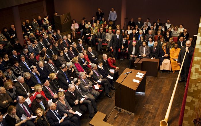 GENÈVE – De liberaal Joodse gemeente te Genève heeft deze week een nieuwe synagoge in gebruik genomen. De oude werd te klein voor de groeiende gemeente. Foto Luxeco.ch