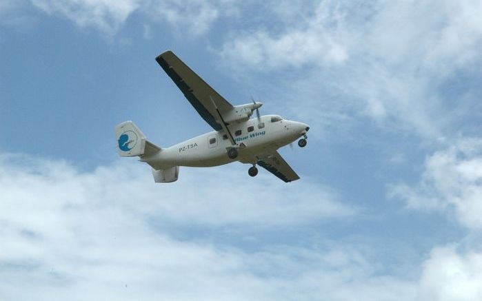 De Antonov van de particuliere vliegmaatschappij Blue Wing Airlines deed een landingspoging toen het toestel plotseling omhoog schoot, neerstortte en ontplofte. Foto EPA