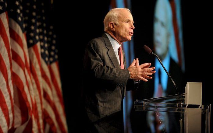 McCain: ...ex-beroepsmilitair... - Foto EPA