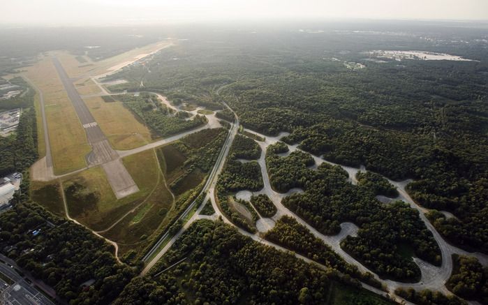 SOESTERBERG - Na 95 jaar gaat woensdag vliegbasis Soesterberg, de bakermat van de militaire luchtvaart in Nederland, officieel dicht. Foto ANP