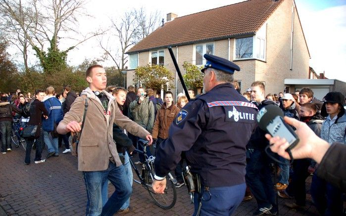 Politieoptreden tijdens het scholierenprotest in Middelburg. Foto ANP