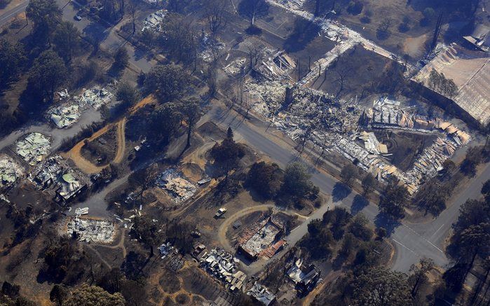 Het dorpje Marysville, ten noorden van Melbourne is door bosbranden volledig verwoest. Foto EPA