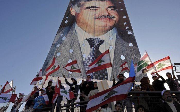 BEIROET – De Libanese autoriteiten hebben woensdag drie van de zeven verdachten van de moord op oud-premier Rafik al-Hariri vrijgelaten. Dat heeft het kantoor van de openbaar aanklager in Beiroet laten weten. Foto EPA