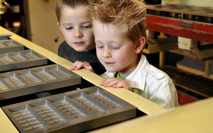 Biscuit en chocolademachines (foto) zijn de blikvangers in het nieuwe Verkade Paviljoen van het Zaans Museum. Het gebouw herbergt de Verkadecollectie, waaronder de albums waarmee de producent van biscuitjes en chocolade in heel Nederland bekend werd. Foto