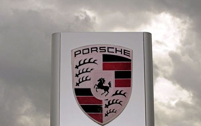 De Duitse sportautoproducent Porsche ontving een lening om het eigen bedrijf te financieren.