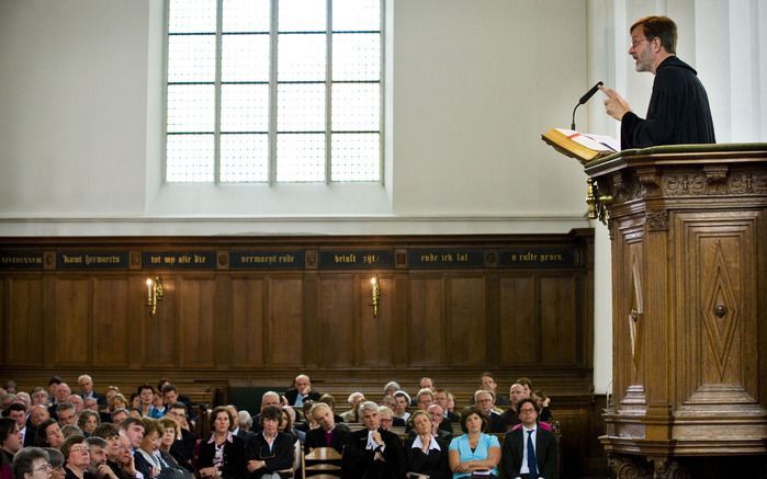 De helft van de mensen die met Kerst een dienst bezoeken, betreft vaste kerkgangers. De andere helft komt af en toe naar de kerk of tijdens feestdagen. Foto ANP