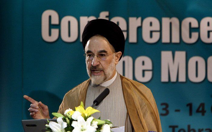 De Iraanse oud president Mohammed Khatami sprak woensdag op een internationale conferentie in de hoofdstad Teheran over ”Religie in de moderne wereld.” Foto EPA