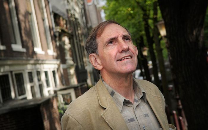 Stafmedewerker Krijn de Jong van stichting Tot Heil des Volks: „Het zijn deze drie zaken waartoe ik me steeds gedrongen voel: God zoeken, boeken lezen en mensen ontmoeten.” - Foto Niek Stam