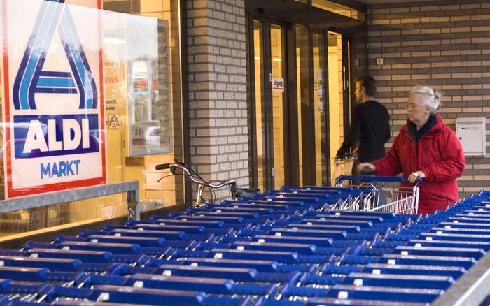 Er deden geruchten de ronde dat Aldi en Lidl de omzet van het afgelopen weekend zouden hebben afgedragen aan Israël. Beide supermarktketens ontkennen dat.