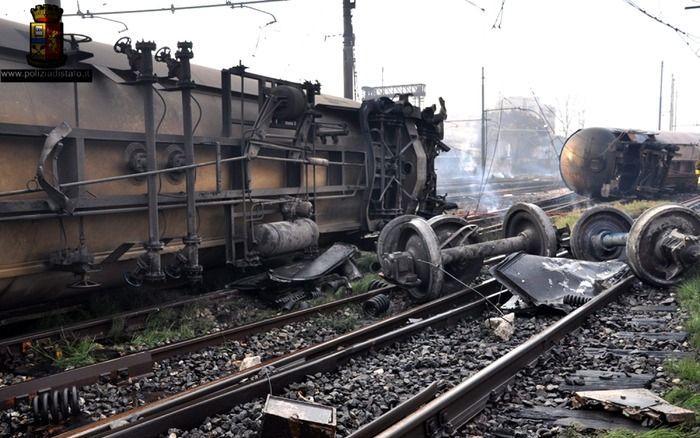 De ontplofte gastrein in Viareggio. Foto EPA