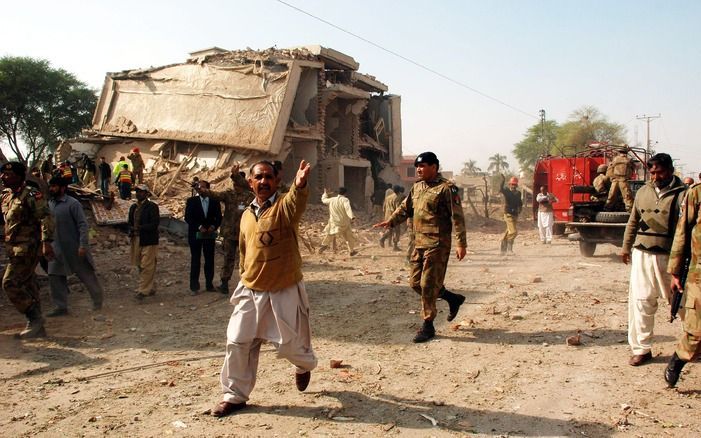 MULTAN - De bomaanslag in Multan is de vierde aanslag binnen vierentwintig uur in Pakistan. Foto EPA