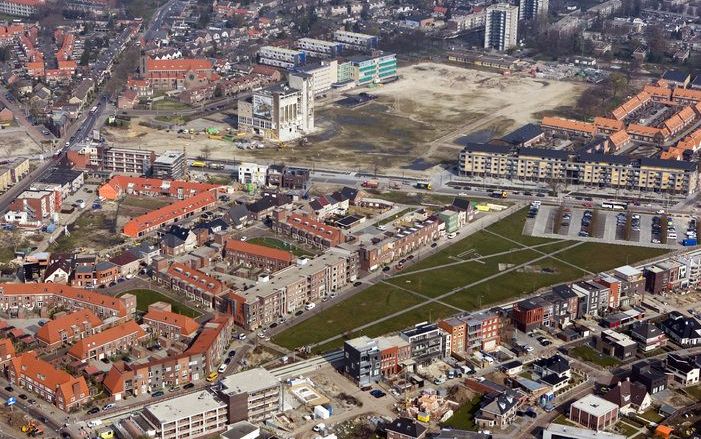 De Staat hoeft geen vergoeding te betalen voor de schade die de Grolschfabriek in Enschede als gevolg van de vuurwerkramp in mei 2000 heeft geleden. Dat heeft het gerechtshof in Den Haag dinsdag bepaald. Foto ANP