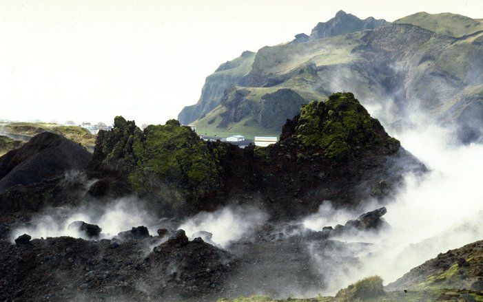 IJsland is diep weggezakt in een economisch moeras. foto EPA