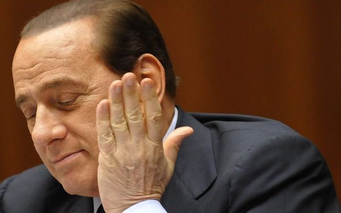 Zondag kan het Italiaanse volk afrekeken met Berlusconi. Foto EPA