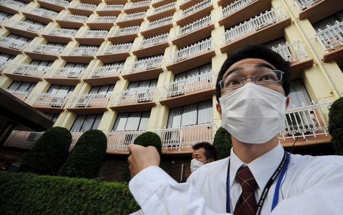 TOKIO – Voor het eerst is in Japan de Mexicaanse griep geconstateerd. De autoriteiten in het Aziatische land meldden zaterdag dat een Japanse docent en twee studenten zijn besmet. Foto EPA