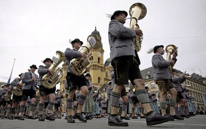 Bundesbürger tellen. Foto EPA