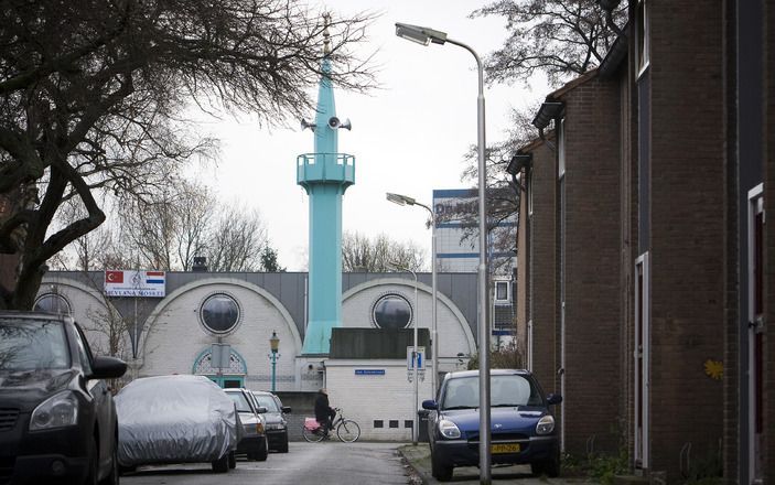 HAMBURG – De Internationale Conferentie van Belijdende Gemeenschappen (IKBG) in Duitsland heeft met begrip en instemming gereageerd op het Zwitserse referendum tegen de bouw van minaretten. Foto ANP