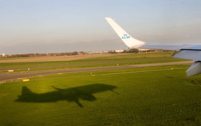 Sinds er weer vliegtuigen vanaf Schiphol opstijgen, neemt het aantal klachten weer toe. Foto ANP