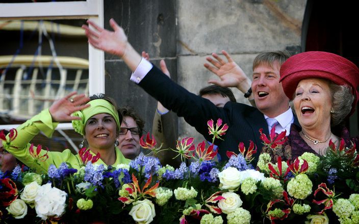 WOUDRICHEM - De koningin en haar familie op koninginnedag 2007. Foto ANP