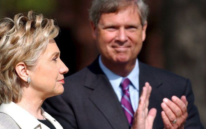 Tom Vilsack (rechts) is door Obama gevraagd minister van Landbouw te worden. Foto EPA