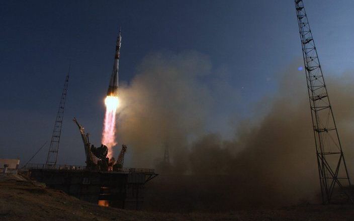 BAIKONOER - Een Russische Sojoezraket op de lanceerbasis Baikonoer. Foto EPA