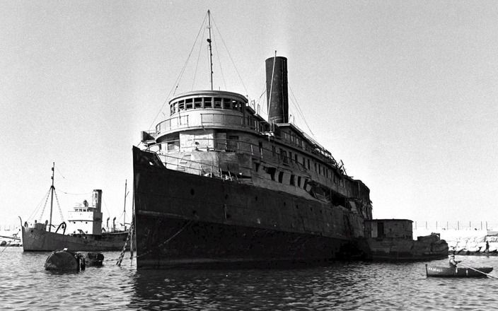 De Exodus in de haven van Haifa, januari 1952. Foto EPA