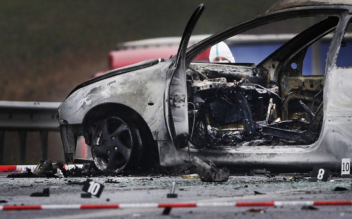 BERLIJN – Duitsland bindt de strijd aan met linkse extremisten die auto’s in brand steken. Alleen al in de twee grootste Duitse steden Berlijn en Hamburg werden vorig jaar vijfhonderd voertuigen door brandstichting vernield. Foto ANP