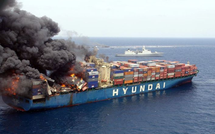 MOGADISHU - Het vrachtschip waar de piraten het op gemunt hadden. Foto EPA