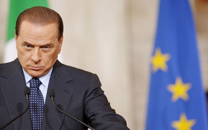 Italianen tekenden protest aan tegen de rechtszaak die premier Silvio Berlusconi vorige week heeft aangespannen tegen de krant la Repubblica wegens berichtgeving over zijn vermeende affaires. Foto EPA