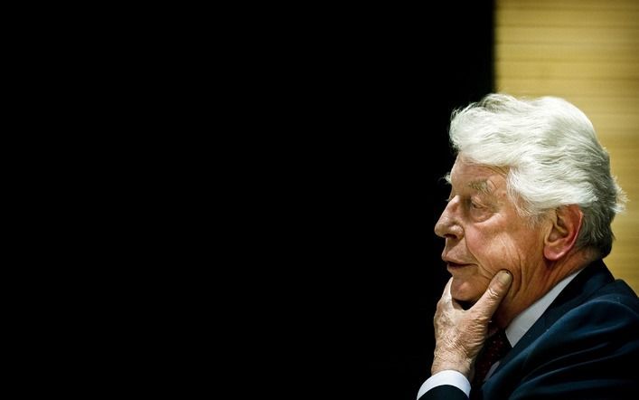 HILVERSUM – Partijvoorzitter Ploumen van de PvdA had gehoopt dat oud–premier Wim Kok „zijn persoonlijke soberheid” had weten over te brengen in de bonussendiscussie toen hij nog commissaris was bij bankverzekeraar ING. Dat stelde Ploumen zaterdag bij radi