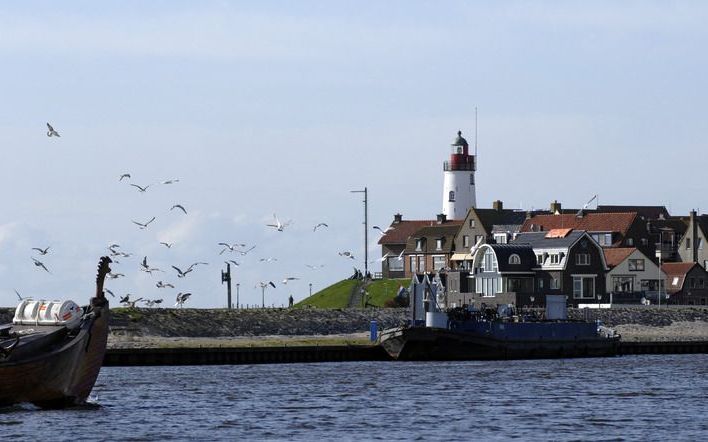 URK – Een groep kerkelijke vrijwilligers in Urk heeft donderdag in een open brief scherpe kritiek geuit op een reeks activiteiten die de Christelijke Oranjestichting Irene organiseert tijdens de zogenaamde Oranjeweek 2010. De stichting reageert teleurgest