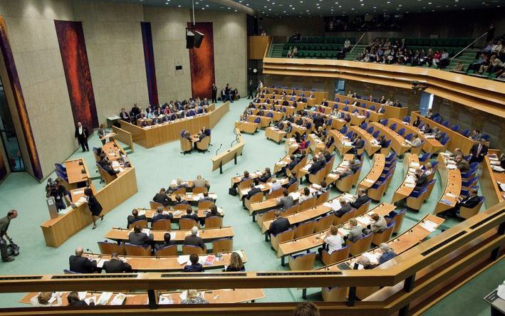 DEN HAAG - De Tweede Kamer steunt het noodlijdende Griekenland. Foto ANP