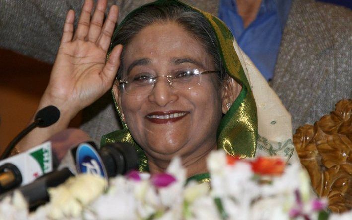 De nieuwe premier van Bangladesh, Sheikh Hasina, liet woensdag weten de macht te willen delen met de oppositie. Foto EPA.