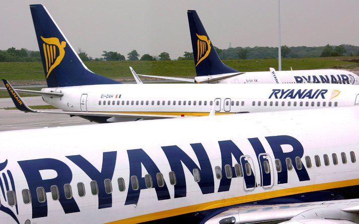 De Ierse luchtvaartmaatschappij Ryanair heeft haar winst sterk zien teruglopen als gevolg van de torenhoge olieprijzen. Foto EPA