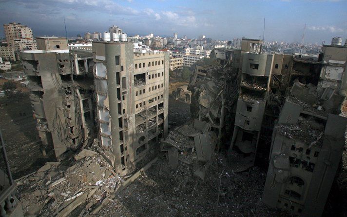 De bombardementen op de Gazastrook vormen de eerste fase van de aanval die het Israëlische kabinet zich heeft voorgenomen. Foto EPA