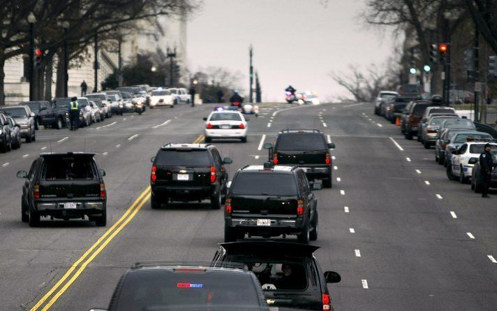 Obama legde maandag een aantal bezoeken af in zijn nieuwe woonplaats Washington. Foto EPA