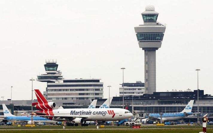 Vooral Europese en Aziatische luchtvaartmaatschappijen zagen hun financiële positie verslechteren ten opzichte van een jaar geleden, zo blijkt uit dinsdag gepubliceerde cijfers van de luchtvaartorganisatie IATA. Foto ANP