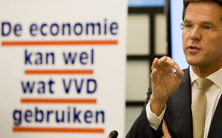 De VVD blijft het goed doen in de peiling van Maurice de Hond. Ten opzichte van vorige week stijgt de partij met drie zetels, waardoor de liberalen nu virtueel 37 zetels hebben. Foto ANP