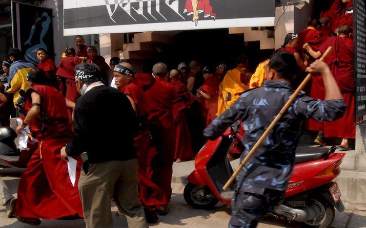 Inmiddels zijn er 130 doden te betreuren na demonstraties in Tibet. Foto EPA