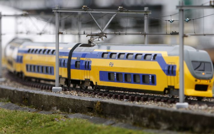 De Nederlandse Spoorwegen zetten donderdag extra treinen in op het traject tussen Ede-Wageningen en Amsterdam-Zuid in verband met de Nationale Filevrije Dag. Dat heeft NS dinsdag bekendgemaakt. Foto ANP