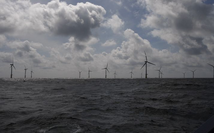 Het Nederlandse bedrijf Econcern wil op 50 kilometer voor de kust van België een zeewindpark met drijvende windmolens bouwen. Foto ANP