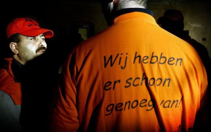 Luchthaven Schiphol werkt schoonmakers die actievoeren voor betere arbeidsvoorwaarden tegen. Dat zei bestuurder Ron Meyer van vakbond FNV Bondgenoten donderdag. Foto ANP