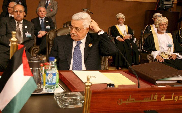 De Palestijnse president Mahmoud Abbas uitte op de Arabische top in Syrië scherpe kritiek op Israël. Foto EPA.