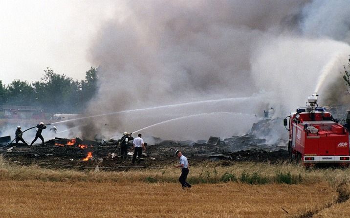 PARIJS – Bijna tien jaar na het neerstorten van een Concordevliegtuig bij Parijs, is dinsdag het proces begonnen dat moet uitwijzen wie verantwoordelijk is voor de crash. Het ongeluk op 25 juli 2000 kostte aan 113 mensen het leven. Foto EPA