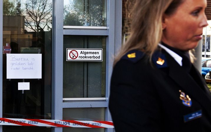 MIDDELBURG - Bij acht van de dertien Zeeuwse politiebureaus zijn woensdag poederbrieven bezorgd. De politie doet onderzoek naar de inhoud van de brieven. Dat heeft de politie laten weten. Foto ANP