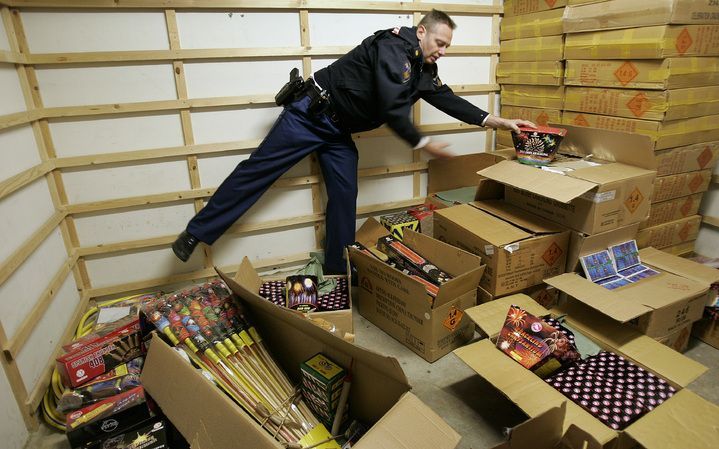 ROTTERDAM - In beslag genomen partij vuurwerk. Foto ANP