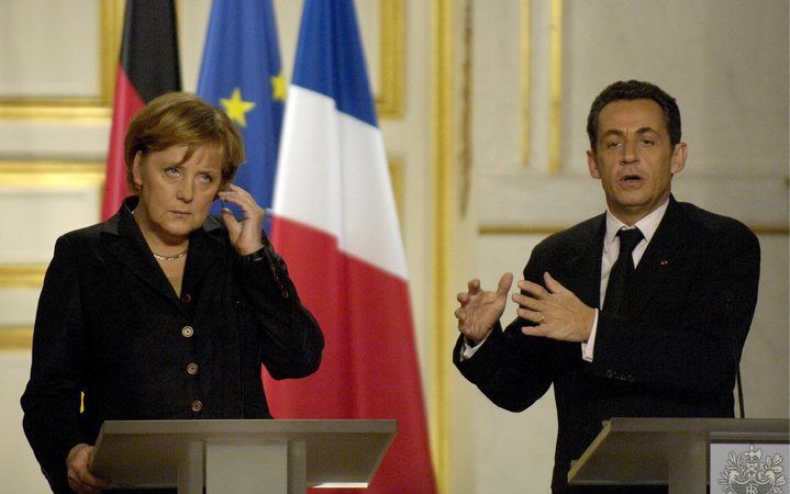 De Duitse kanselier Angela Merkel en de Franse president Nicolas Sarkozy willen de internationale druk op Iran niet laten verslappen. Foto EPA